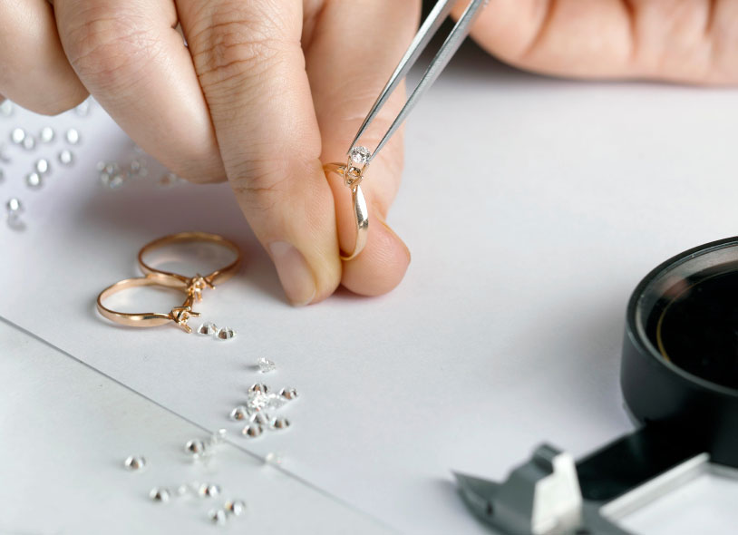 Design the perfect ring Our Ring Builder helps you customize your engagement ring Wesche Jewelers Melbourne, FL